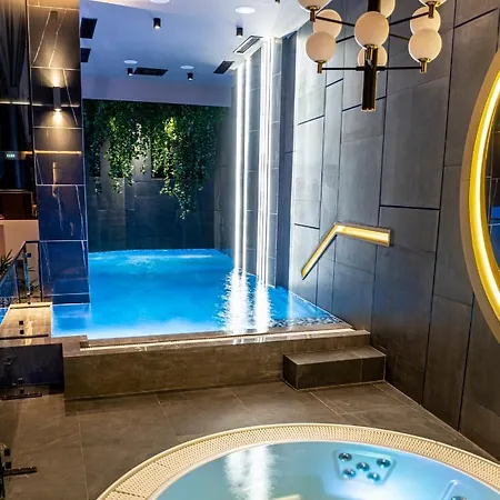 Marconio Wellness Private Pool & - Center Apartment