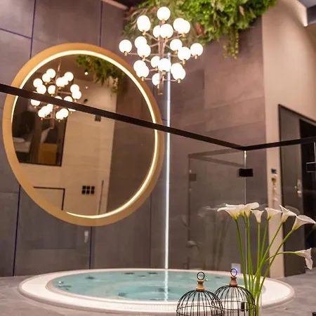 Apartment Marconio Wellness Private Pool & - Center *